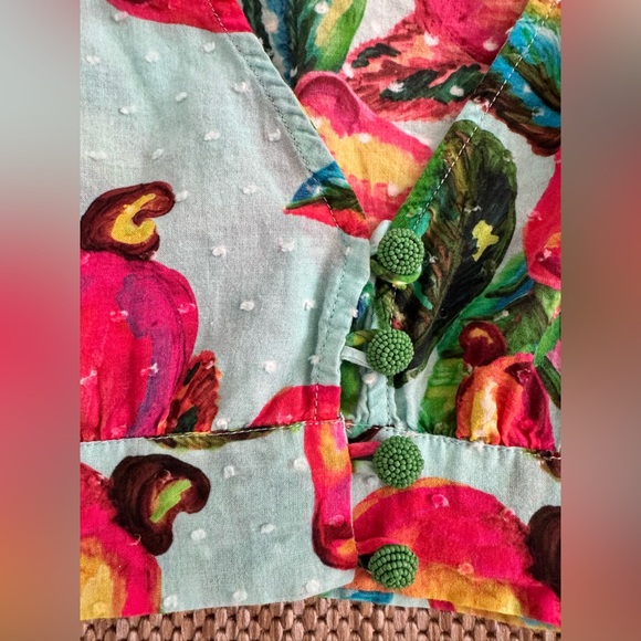 Farm Rio Crop Top Size Small - Picture 7 of 8